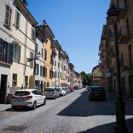 Centro Storico Oltretorrente Apartment Parma Exteriör bild